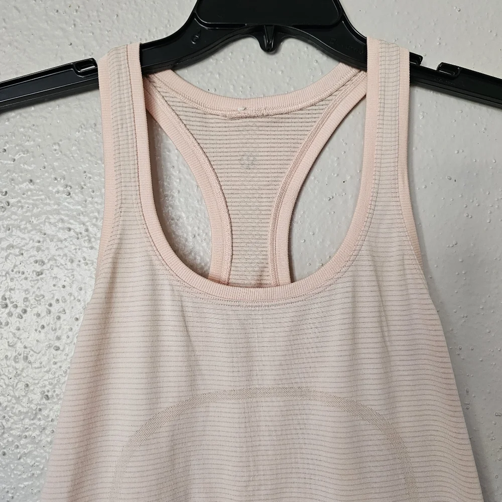 Lululemon Swiftly Tech Racerback Tank Top Size 8β - Picture 3 of 10